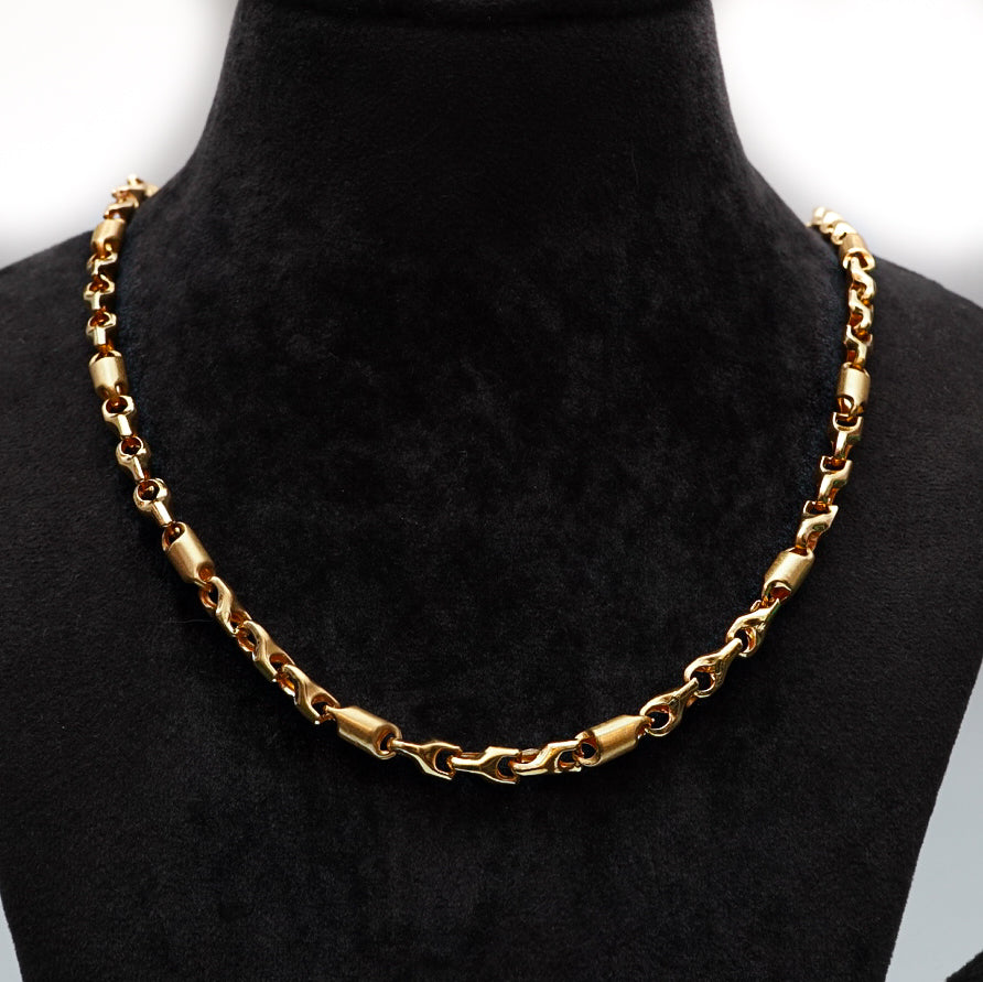 "Shine in Gold, Stand Out Everywhere"