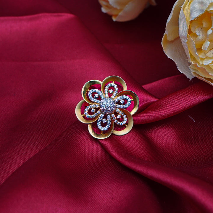 "gold ring with dazzling diamonds, the perfect symbol of grace and timeless style."